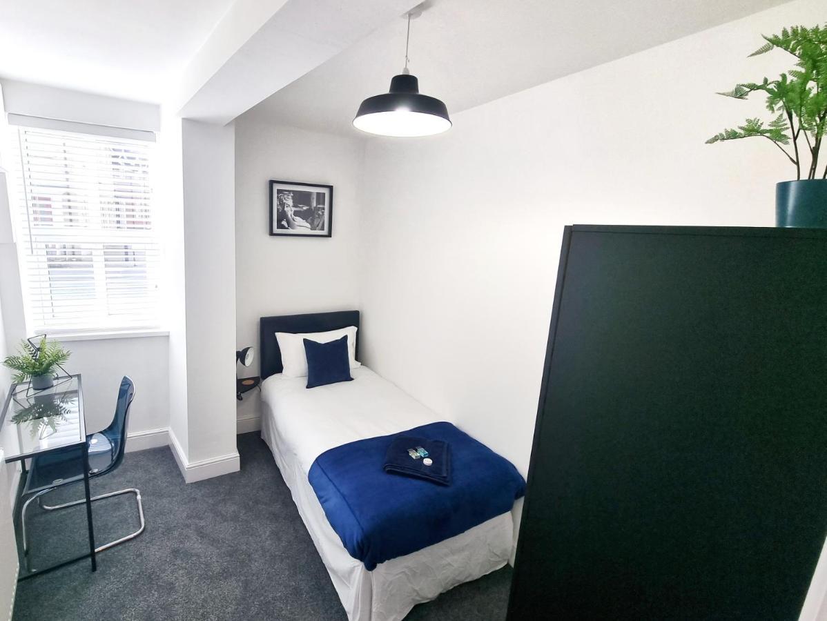 Stylish 2 Bed Apartment With Free Parking, Speed Wifi, Free Parking Colchester Exterior foto