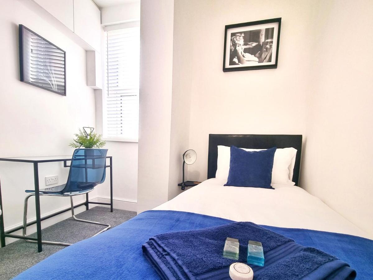 Stylish 2 Bed Apartment With Free Parking, Speed Wifi, Free Parking Colchester Exterior foto